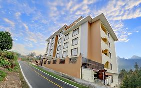 Banari Regency By Summit